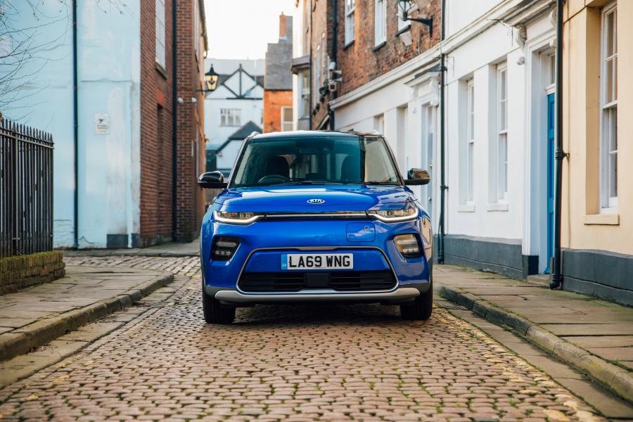  Kia Soul EV (SK3) 2019 года  (UK) (фото 7 из 40)